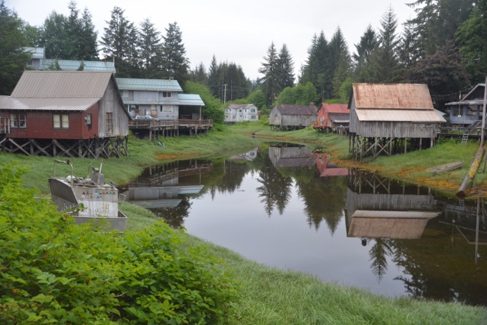old houses on Hammer Slough